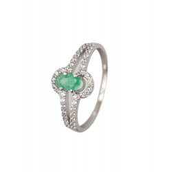 ANILLO MUJER ORO BLANCO 18 KILATES ESMERALDA CENTRAL Y CIRCONITAS BLANCAS