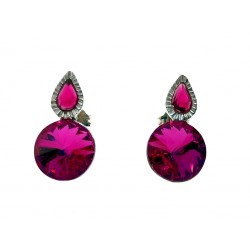 PENDIENTES CORTOS PLATA DE LEY 925 CRISTAL REDONDO 10 MILÍMETROS FUCSIA CON MOTIVO FORMA LÁGRIMA Y CIRCONITA FUCSIA LARGO 20 MIL