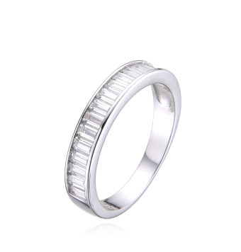 ANILLO PLATA DE LEY 925 ESTILO MEDIA ALIANZA CON CIRCONITAS BLANCAS ANCHO 5 MILÍMETROS